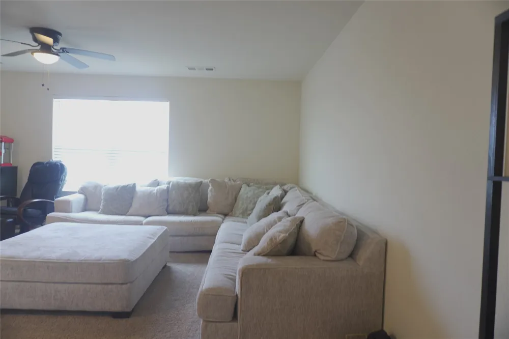 14300 Prairie Sod Lane Elgin, TX 78621