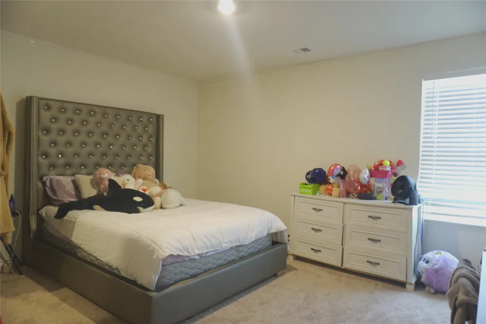 14300 Prairie Sod Lane Elgin, TX 78621