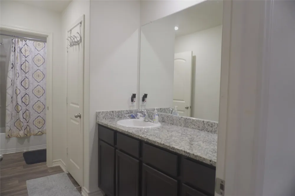 14300 Prairie Sod Lane Elgin, TX 78621