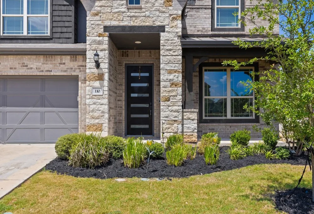 110 Windgate Drive Hutto, TX 78634