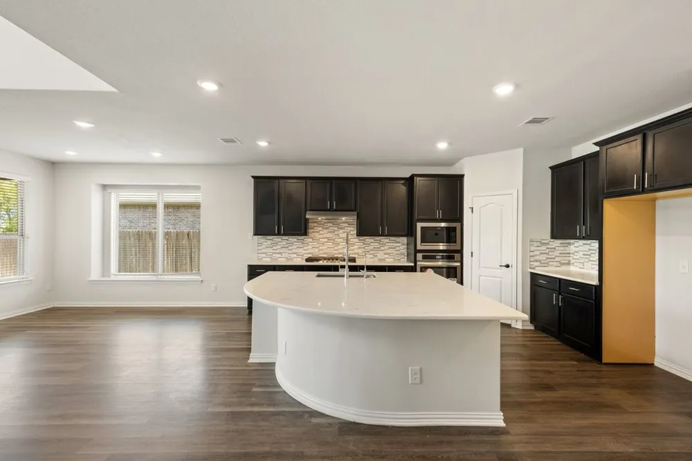 110 Windgate Drive Hutto, TX 78634