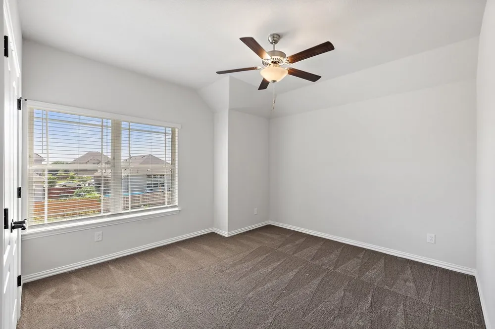 110 Windgate Drive Hutto, TX 78634