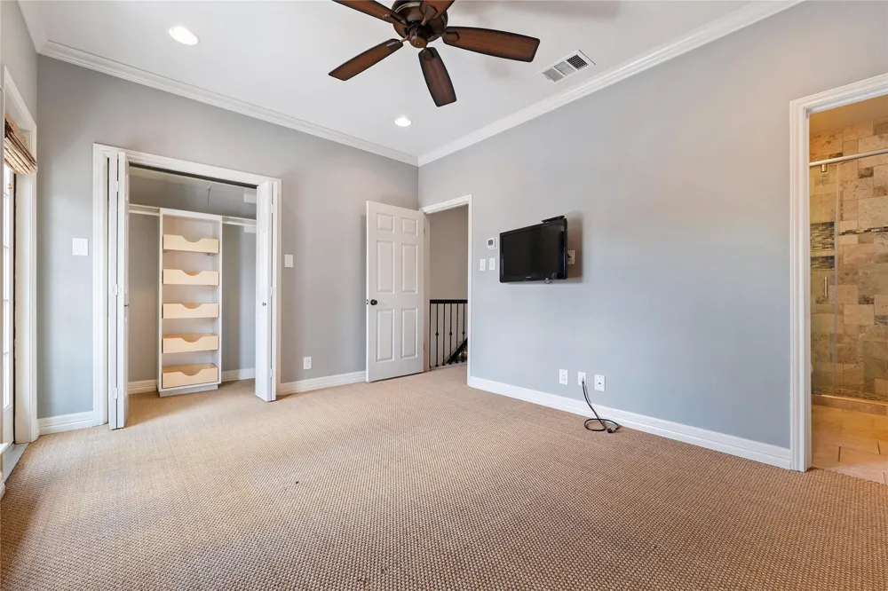 1307 Kinney Avenue #140 Austin, TX 78704