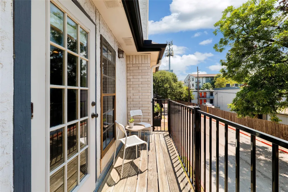 1307 Kinney Avenue #140 Austin, TX 78704