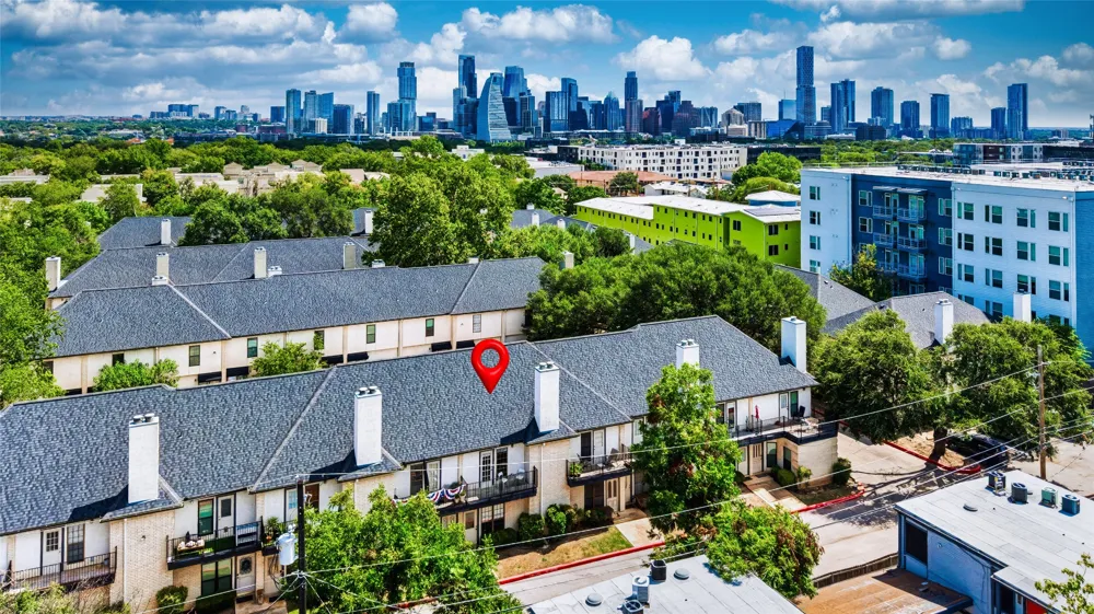 1307 Kinney Avenue #140 Austin, TX 78704