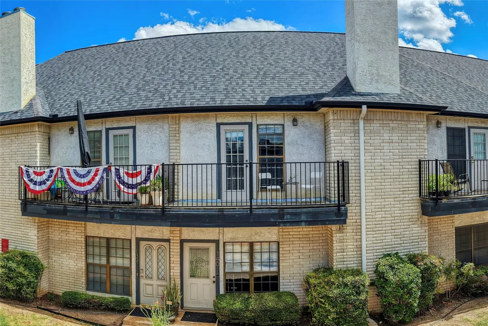 1307 Kinney Avenue #140 Austin, TX 78704