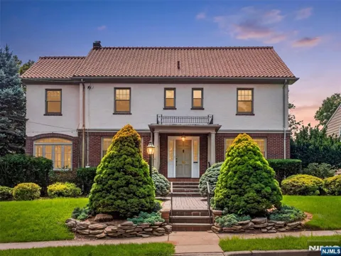 22 Serafin Place