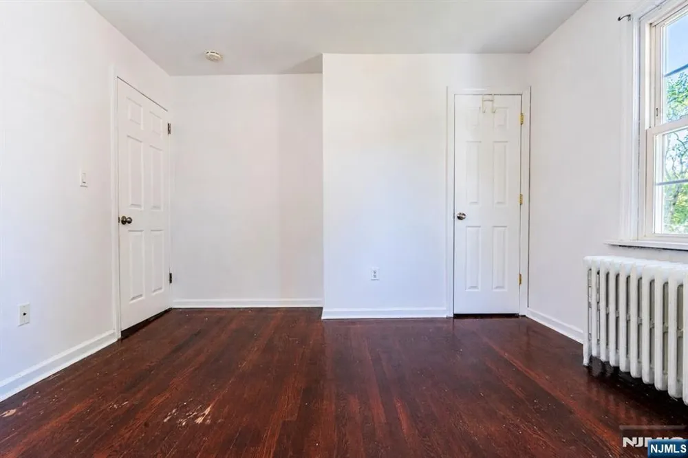 315 Shepard Avenue Englewood, NJ 07631