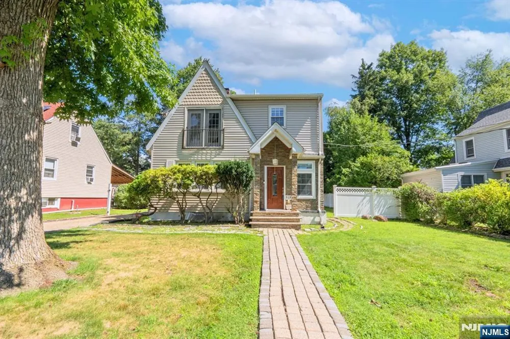 315 Shepard Avenue Englewood, NJ 07631