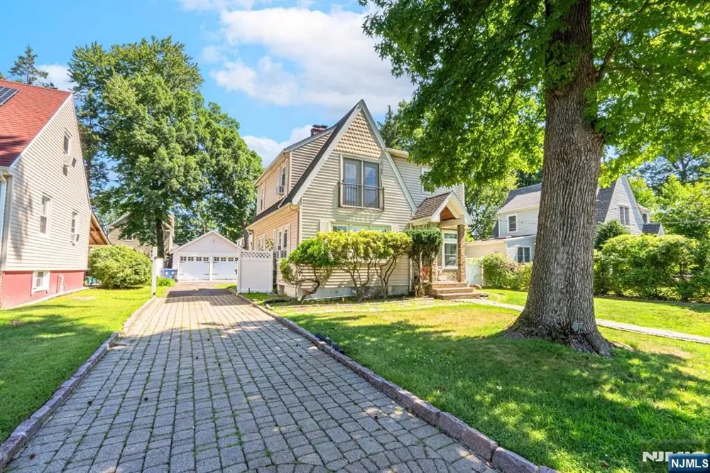 315 Shepard Avenue Englewood, NJ 07631