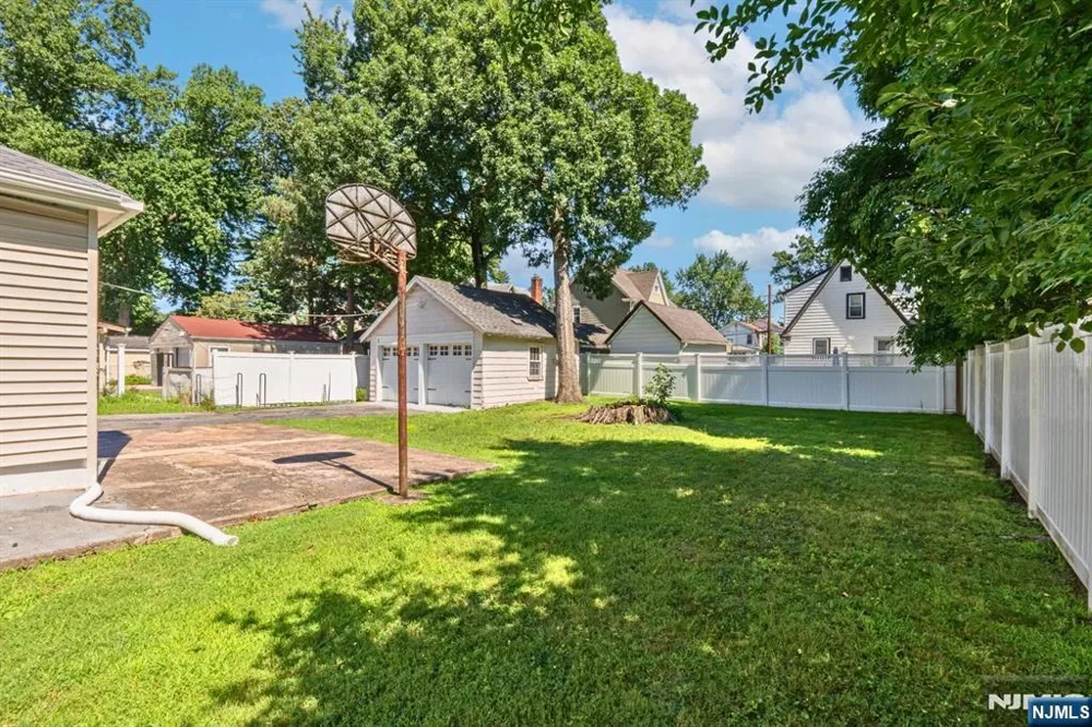315 Shepard Avenue Englewood, NJ 07631