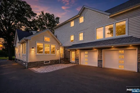 40 Dean Drive