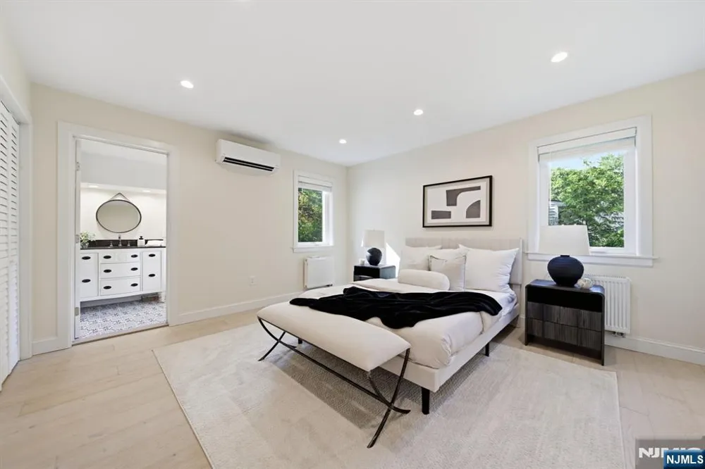 40 Dean Drive Tenafly, NJ 07670