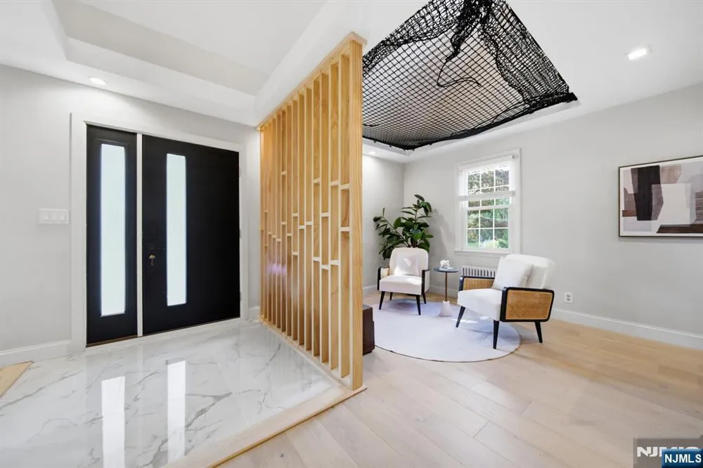 40 Dean Drive Tenafly, NJ 07670