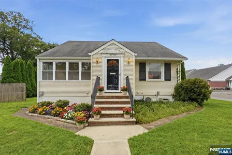 26 Dora Avenue
