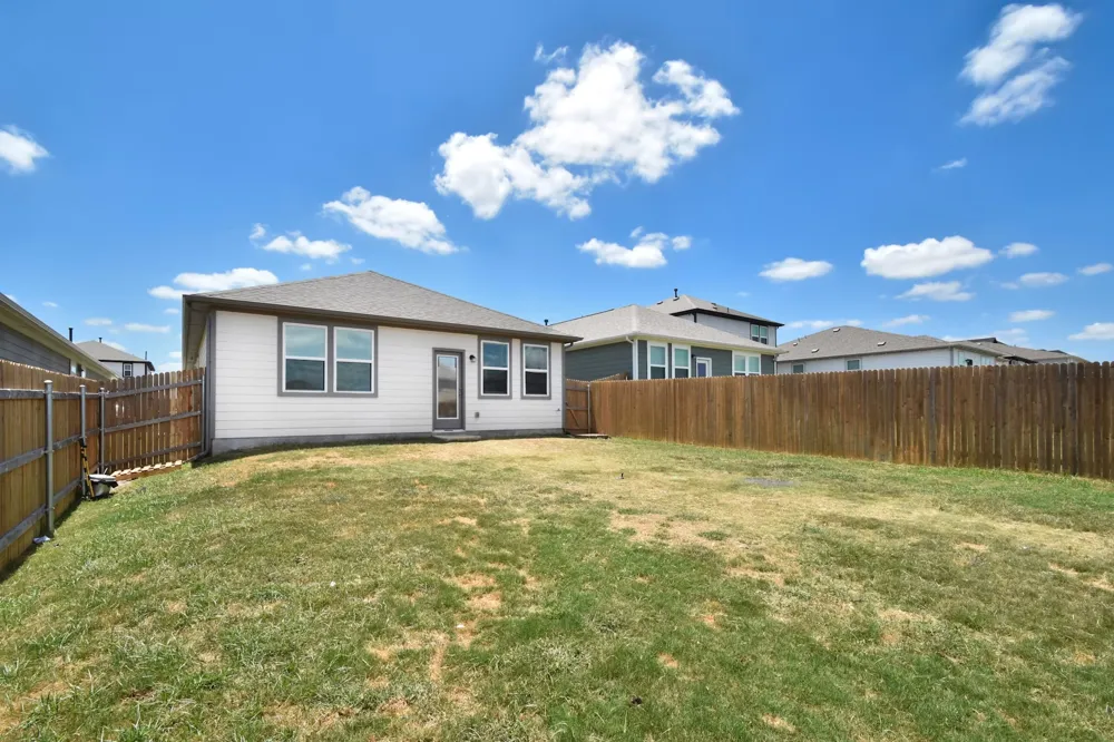 255 Spirit Street Elgin, TX 78621