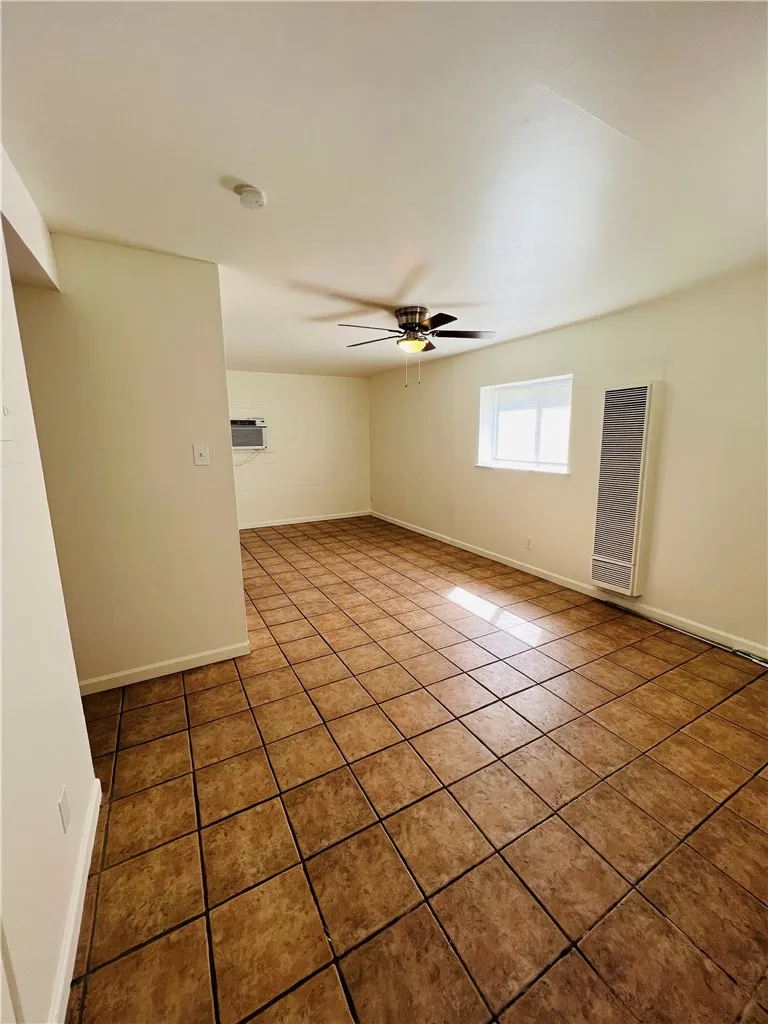 1914 Cullen Avenue #B Austin, TX 78757