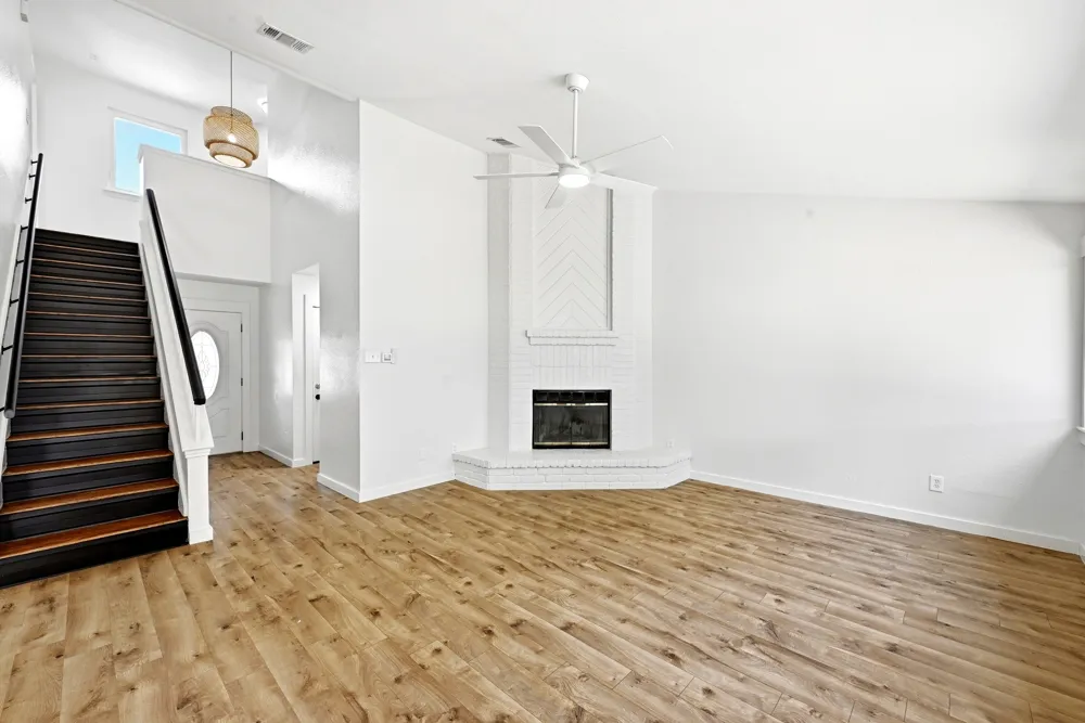 7912 Finch Trail Austin, TX 78745
