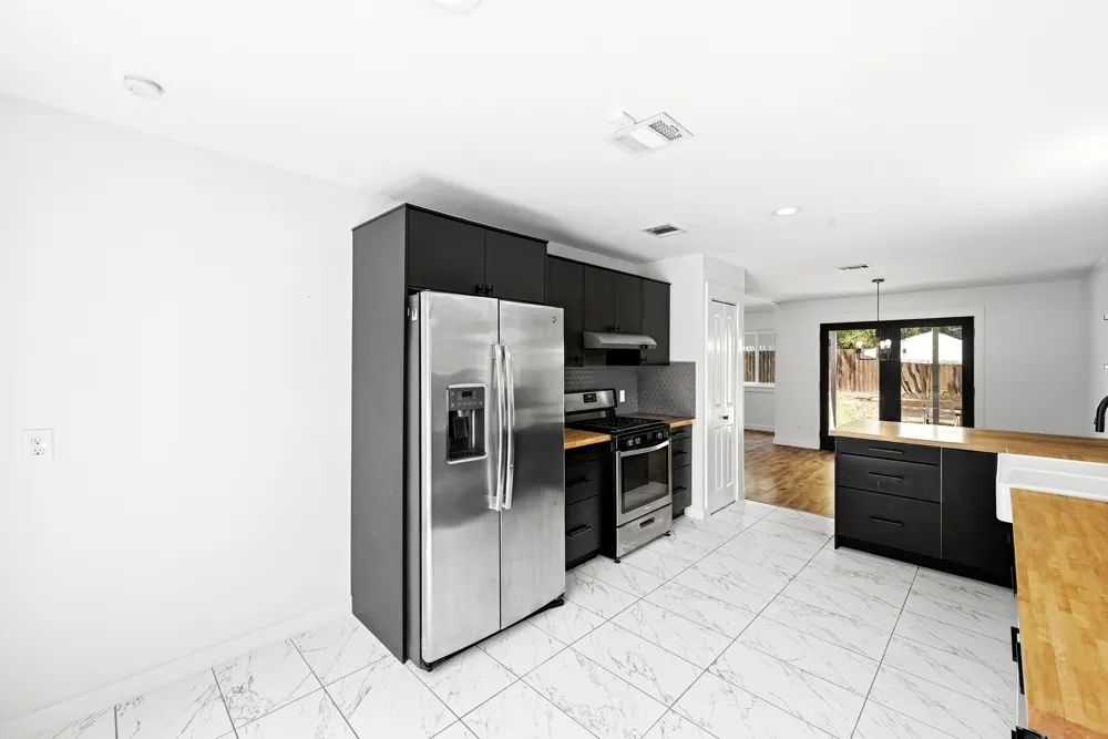 7912 Finch Trail Austin, TX 78745