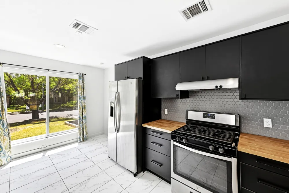 7912 Finch Trail Austin, TX 78745
