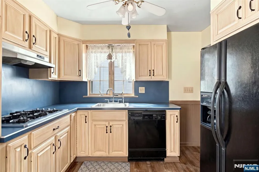 99 Mountain Road Rockaway Township, NJ 07866