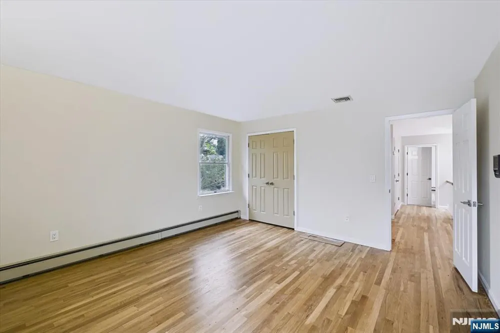 156 River Road New Milford, NJ 07646