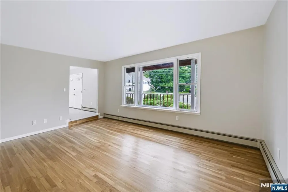 156 River Road New Milford, NJ 07646