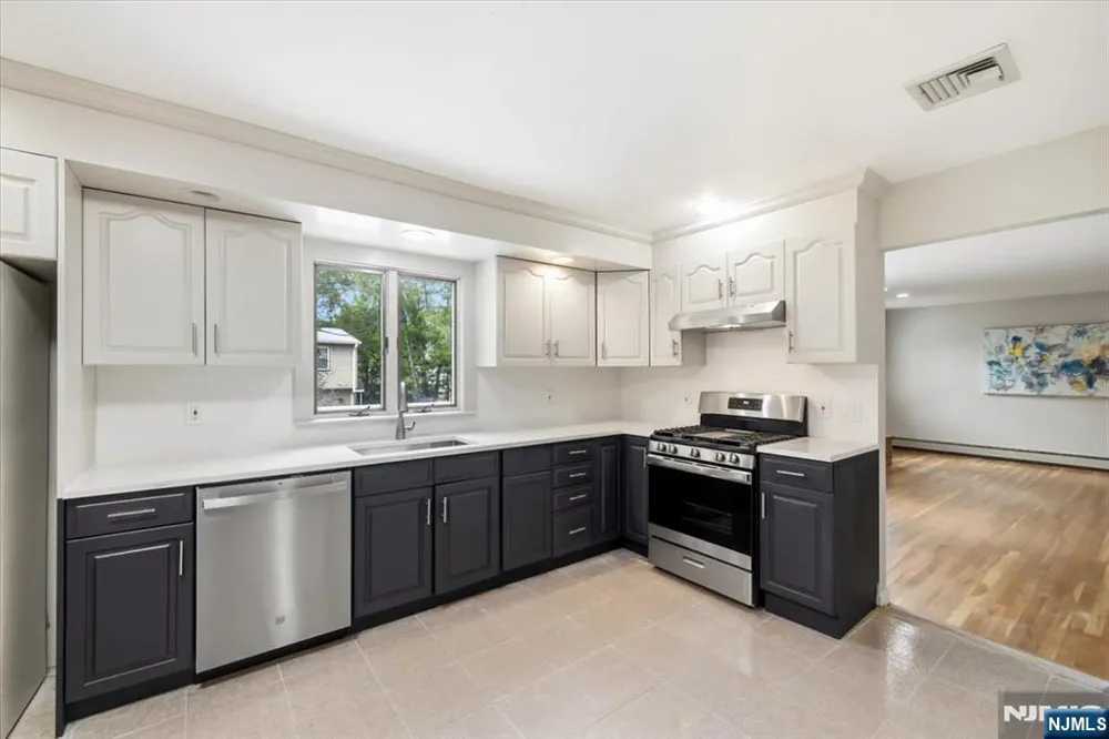 156 River Road New Milford, NJ 07646