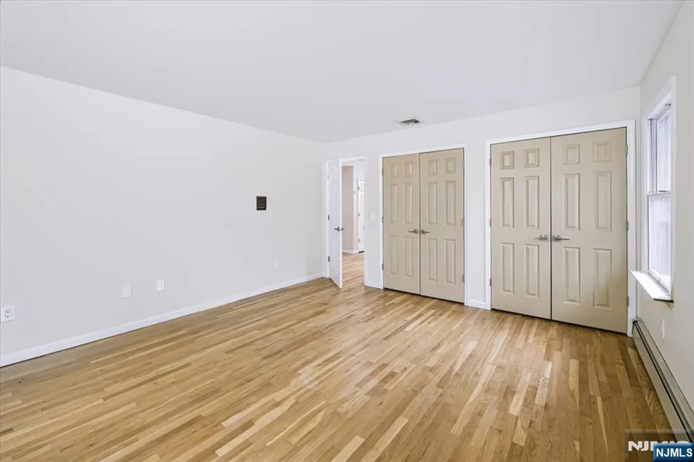 156 River Road New Milford, NJ 07646