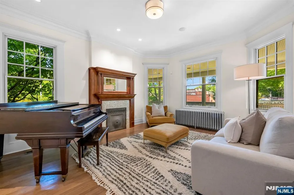 640 Ridgewood Avenue Ridgewood, NJ 07450