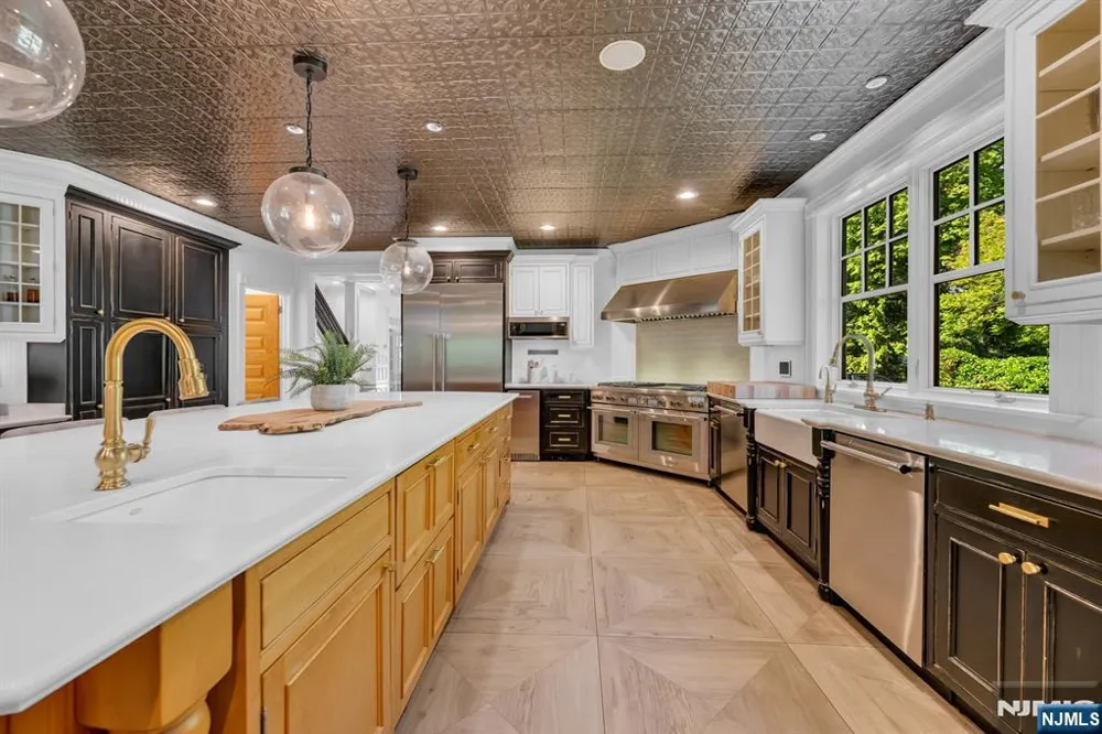 640 Ridgewood Avenue Ridgewood, NJ 07450