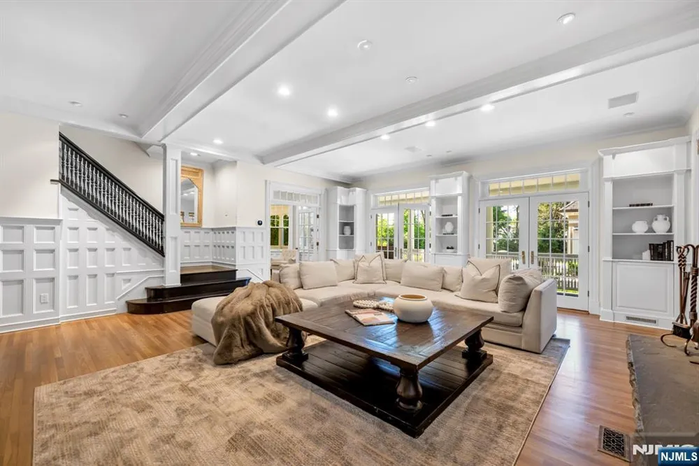 640 Ridgewood Avenue Ridgewood, NJ 07450
