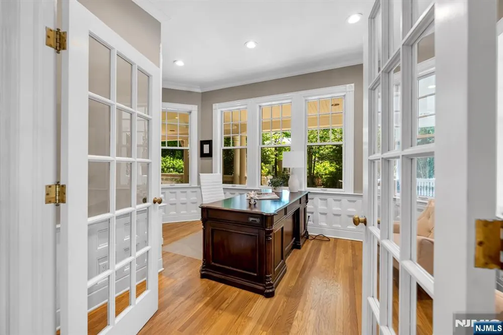 640 Ridgewood Avenue Ridgewood, NJ 07450