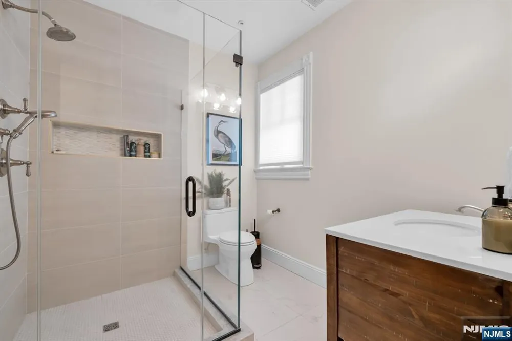 640 Ridgewood Avenue Ridgewood, NJ 07450