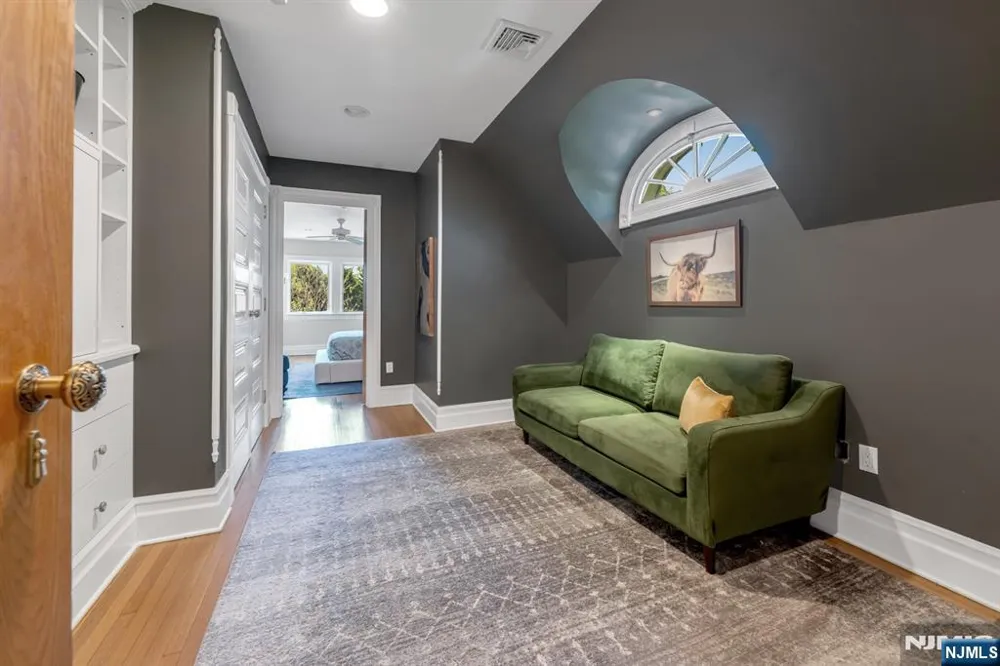 640 Ridgewood Avenue Ridgewood, NJ 07450