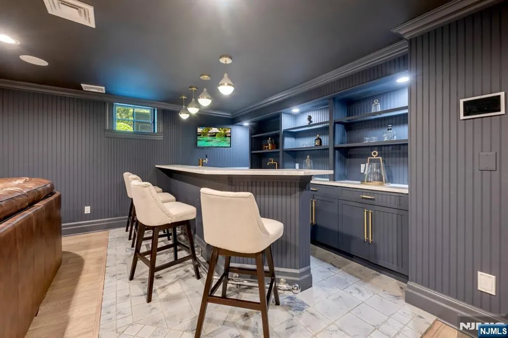 640 Ridgewood Avenue Ridgewood, NJ 07450