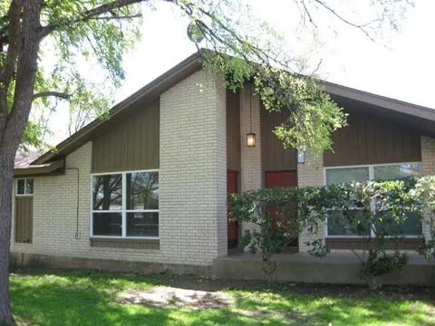 11905 Bell Avenue #A