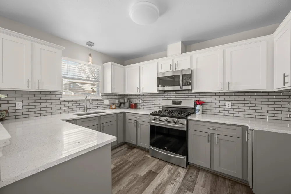 209 Clarks Way Hutto, TX 78634