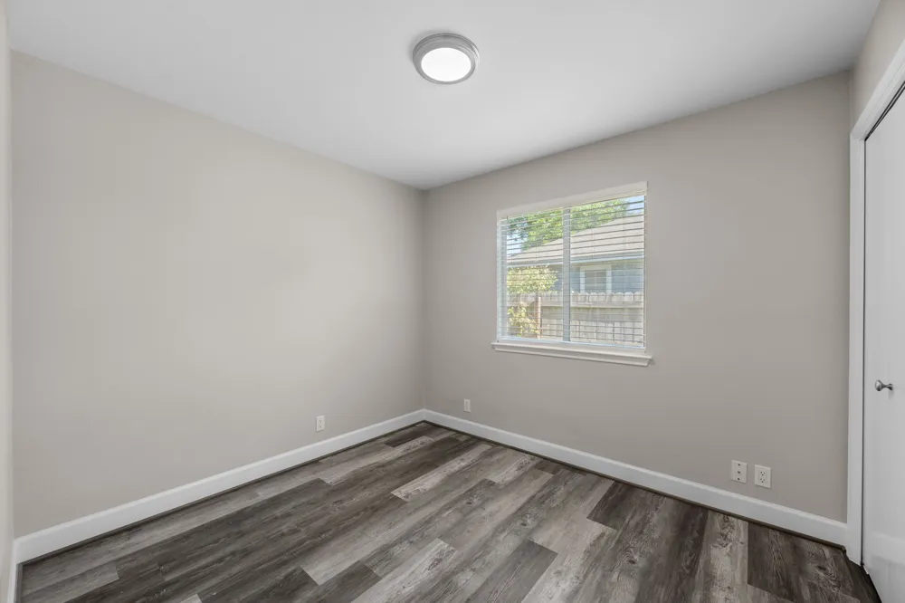 209 Clarks Way Hutto, TX 78634