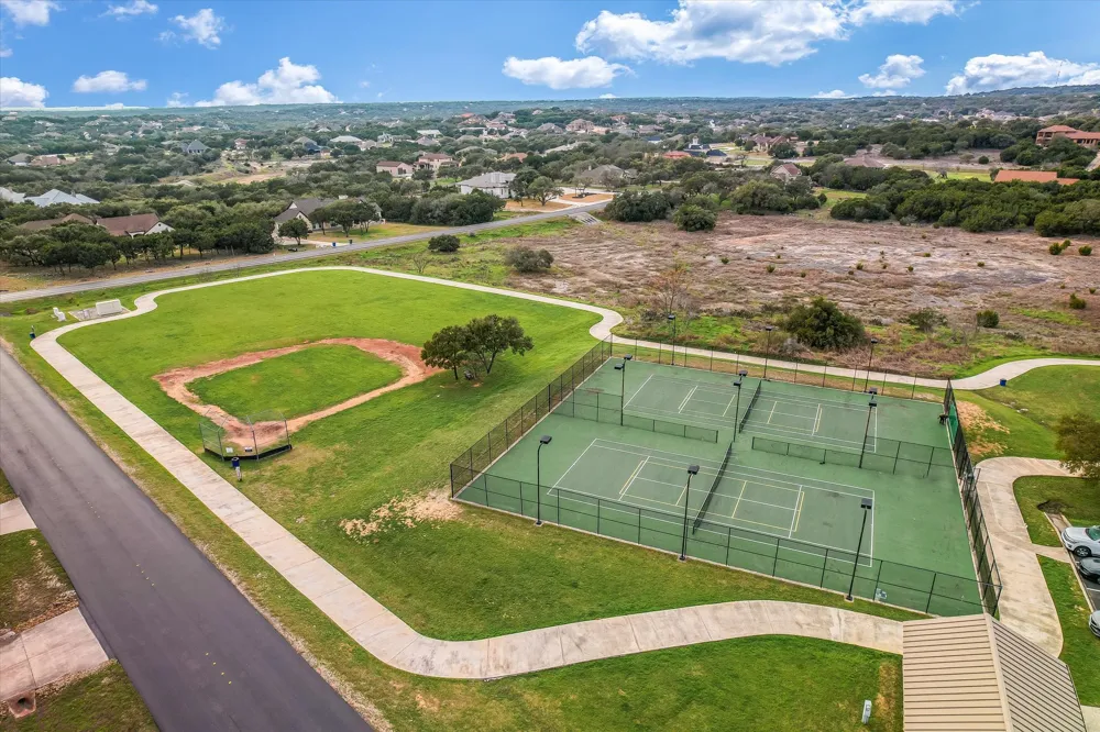 2609 Camel Trail New Braunfels, TX 78132