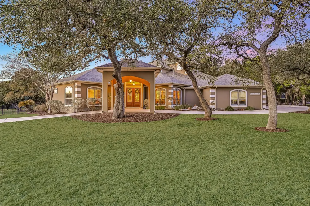 2609 Camel Trail New Braunfels, TX 78132