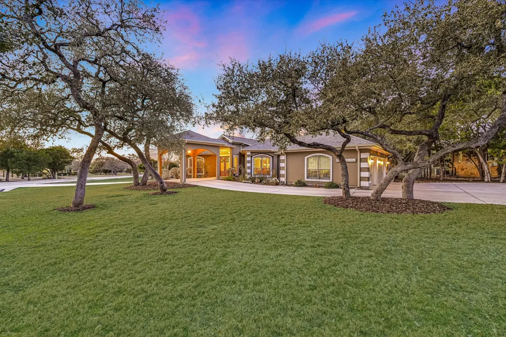 2609 Camel Trail New Braunfels, TX 78132