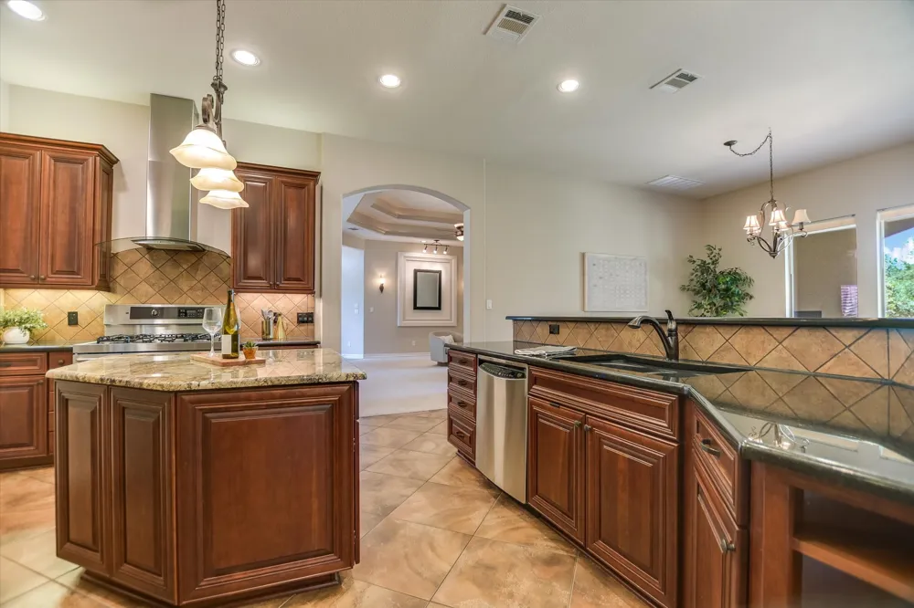 2609 Camel Trail New Braunfels, TX 78132