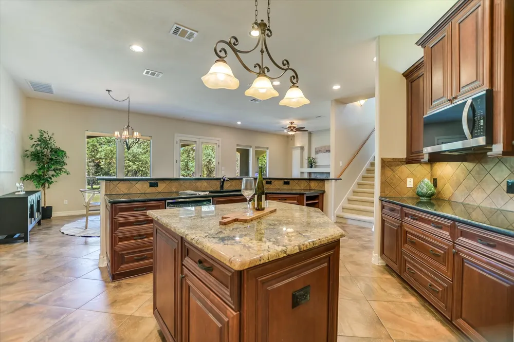 2609 Camel Trail New Braunfels, TX 78132