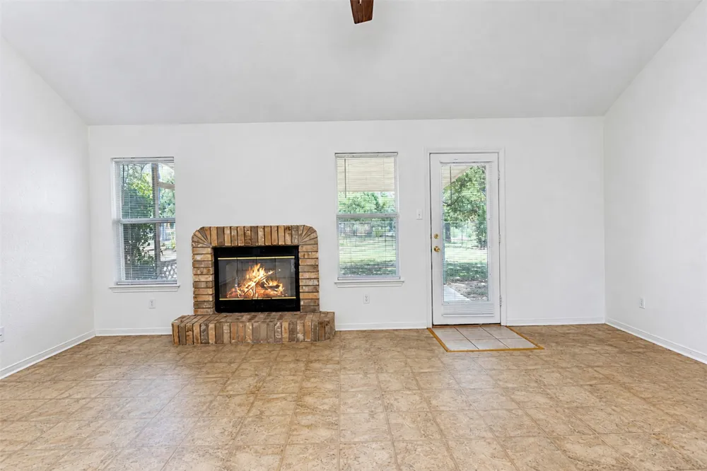 105 County Road 146 Burnet, TX 78611