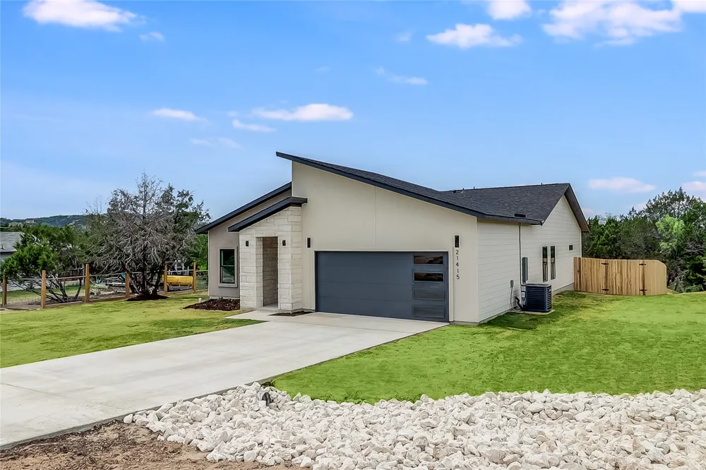 21415 Highland Lake Drive Lago Vista, TX 78645