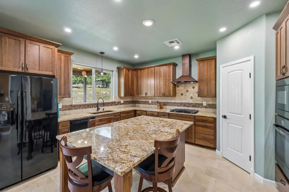 1783 Axis Circle Fredericksburg, TX 78624