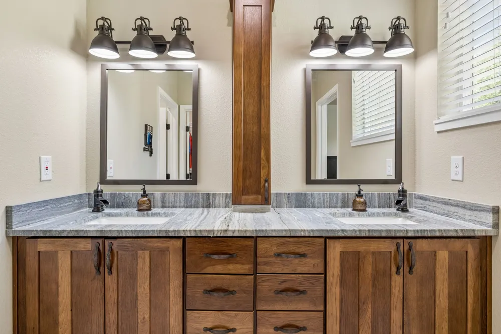 1783 Axis Circle Fredericksburg, TX 78624