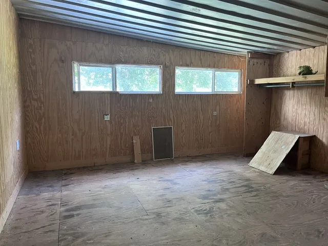 344 Bateman Road Red Rock, TX 78662