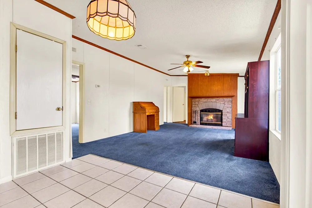 166 Rosanky Cattle Company Road Smithville, TX 78957
